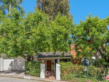 2736 Outpost Drive