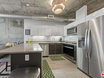 645 W 9th Street
