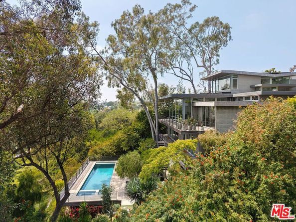 901 Kenter Way, Los Angeles CA 90049