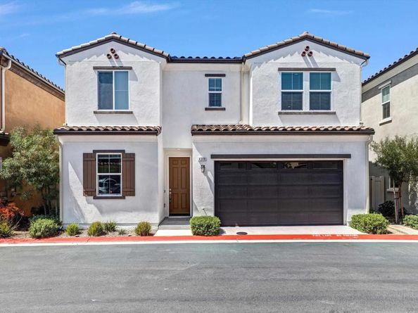 4388 Cadence, Oceanside CA 92057