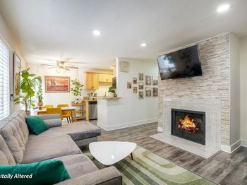 4075 Marlborough