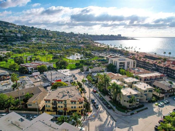 8121 Camino Del Sol 101, San Diego CA 92037