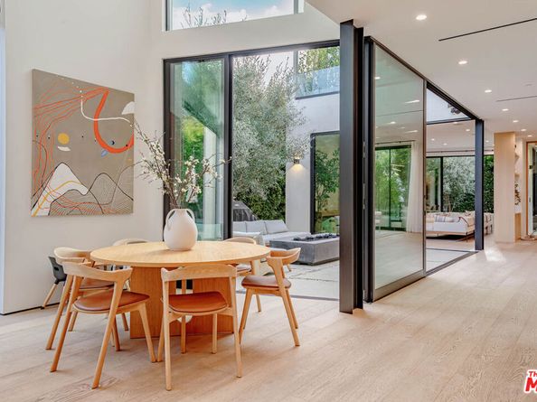 116 S Gretna Green Way, Los Angeles CA 90049