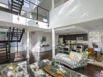 4111 W Sunset Boulevard