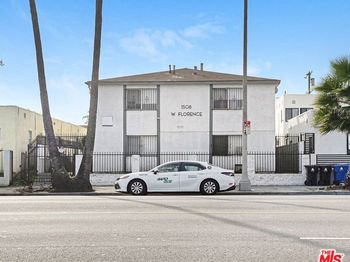 1508 W Florence Avenue