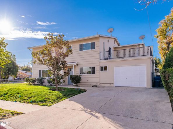 22002 Ybarra Road, Woodland Hills CA 91364