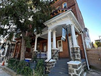 5134 Spruce Street