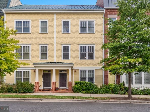 608 E Alexandria Avenue, Alexandria VA 22301