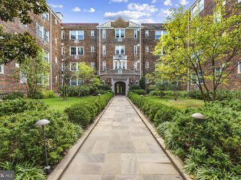 3051 Idaho Avenue NW