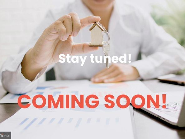 1661 S Hayes Street 2, Arlington VA 22202