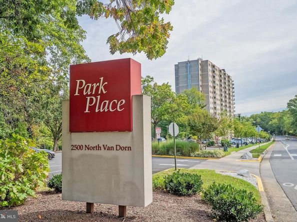 2500 N Van Dorn Street 1518, Alexandria VA 22302