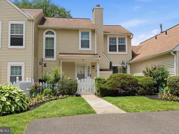 1804 Morris Circle