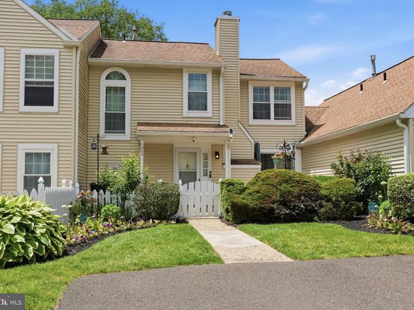1804 Morris Circle, Southampton PA 18966