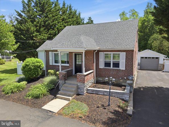 3025 Pine Road, Huntingdon Valley PA 19006
