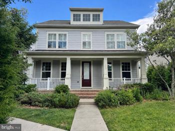 102 Pearl Street