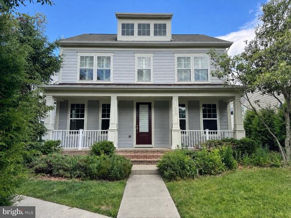 102 Pearl Street, Herndon VA 20170