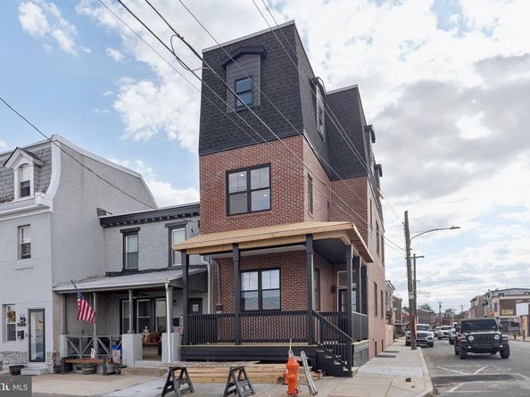 2800 Bridge Street, Philadelphia PA 19137