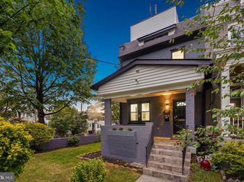 461 Delafield Place NW