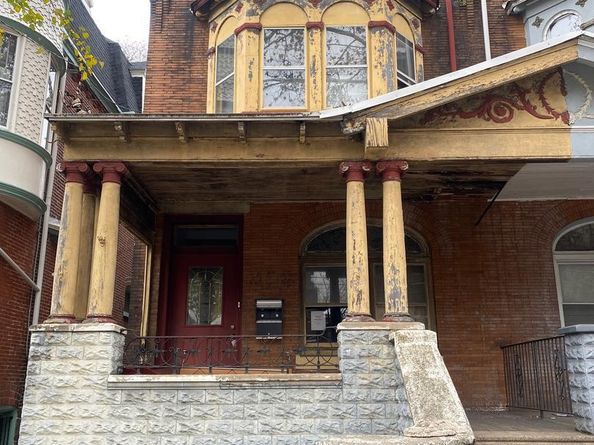 821 S 49TH Street, Philadelphia PA 19143