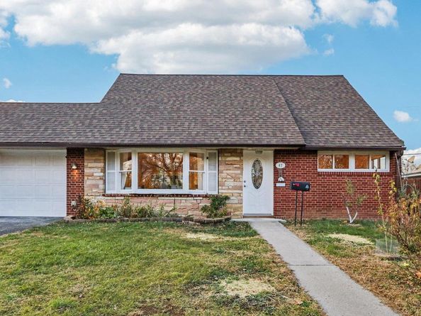 47 Plumbridge Drive, Levittown PA 19056