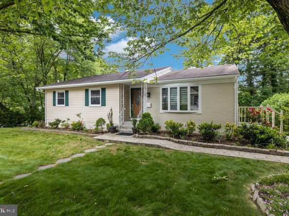 131 Casmar Street SE, Vienna VA 22180