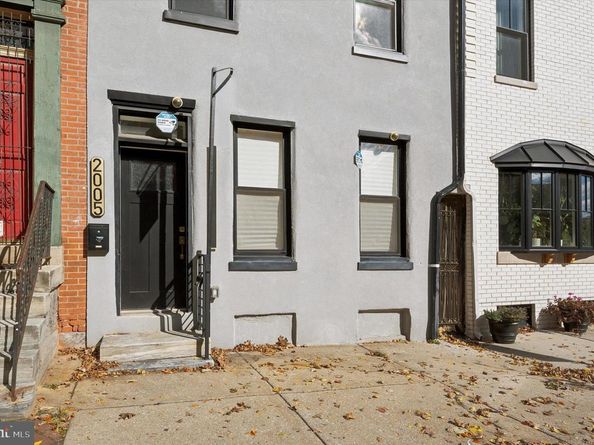 2005 W Girard Avenue, Philadelphia PA 19130