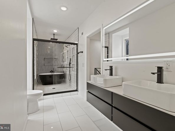 440 E Walnut Lane, Philadelphia PA 19144