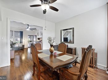 22 E Pastorius Street