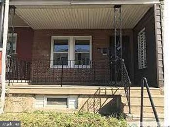 2653 S Robinson Street