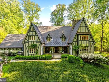 10205 Cedar Pond Drive