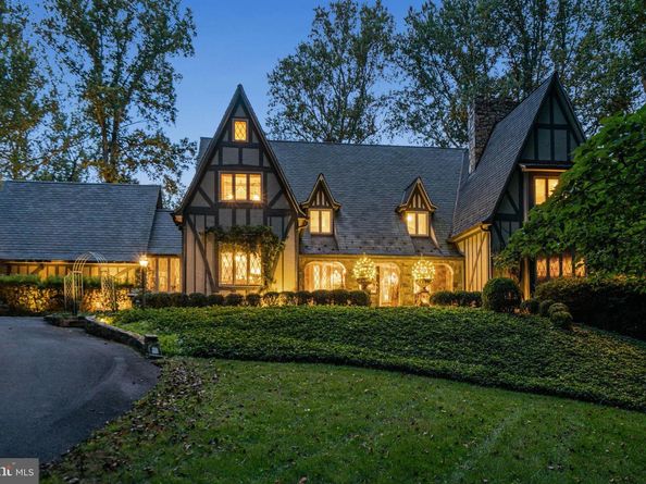 10205 Cedar Pond Drive, Vienna VA 22182