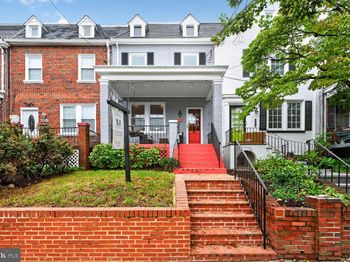 2416 39TH Street NW