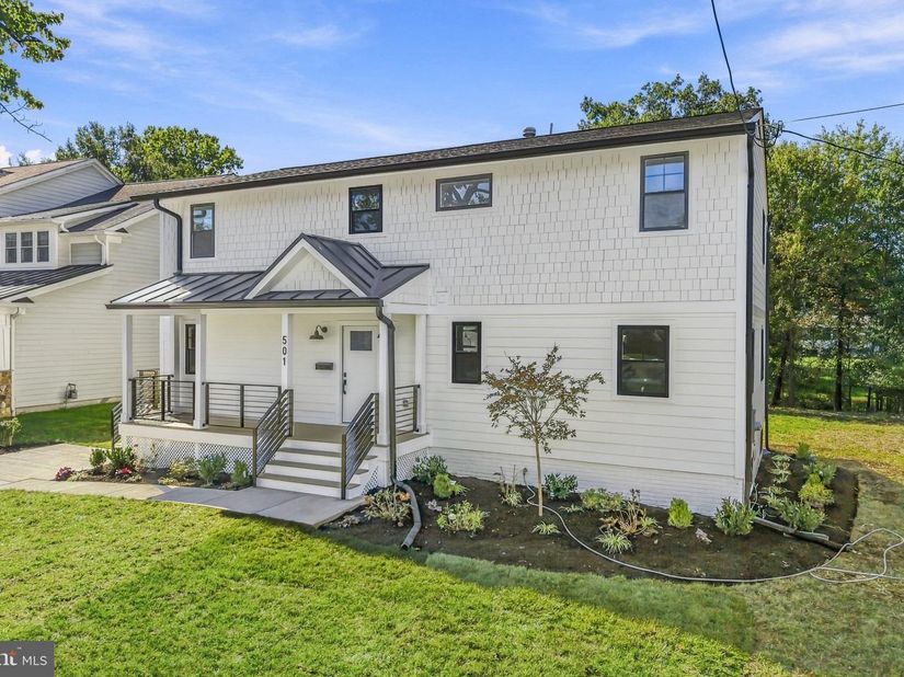 501 Delano Drive SE, Vienna VA 22180