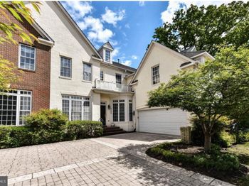 2158 Harithy Drive
