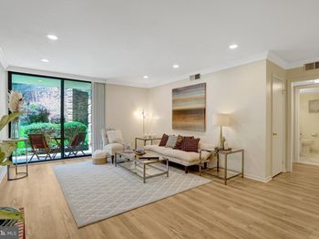 3109 Patrick Henry Drive