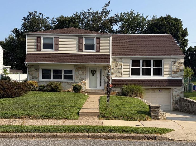803 Rennard Circle, Philadelphia PA 19116