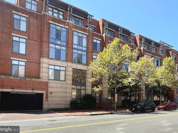 520 John Carlyle Street