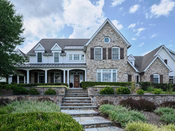 9 Vintage Farm Lane