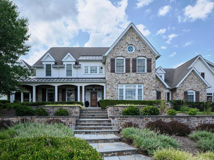 9 Vintage Farm Lane, Newtown PA 18940