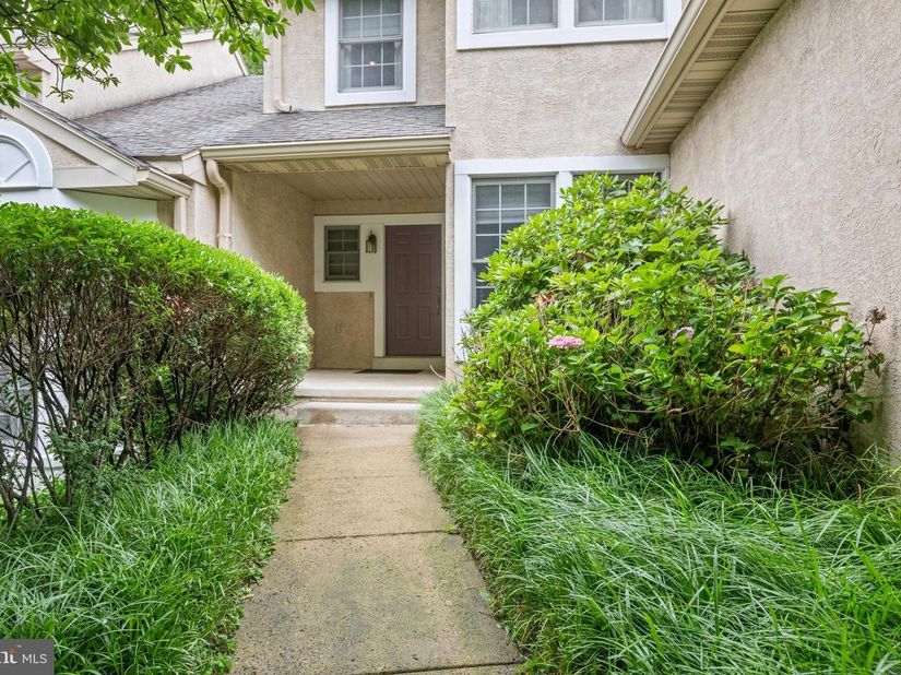 182 Linden Drive, Elkins Park PA 19027