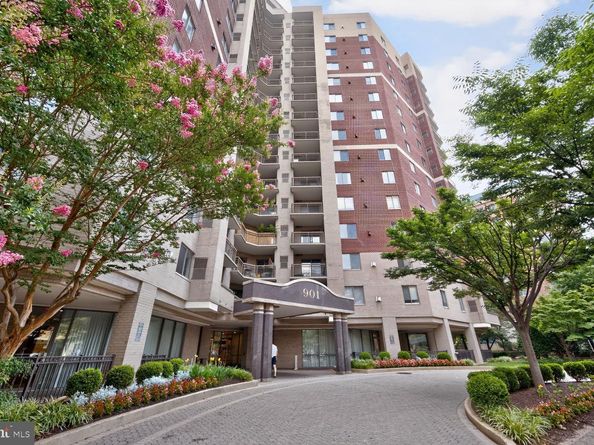901 N Monroe Street 402, Arlington VA 22201