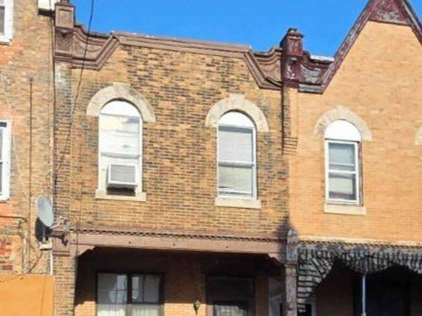 1803 S 17TH Street S, Philadelphia PA 19145