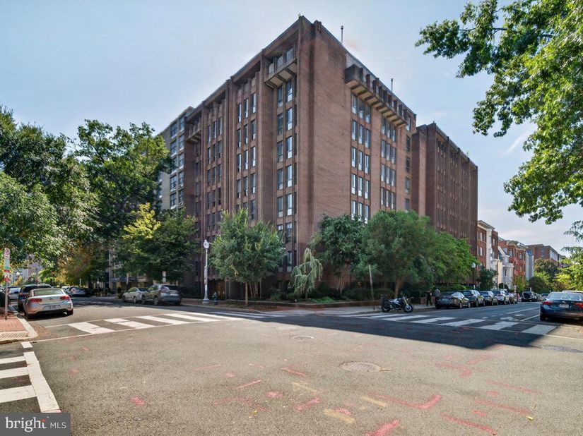 1280 21st Street NW 806, Washington DC 20036