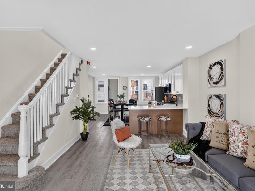 6632 N Uber Street, Philadelphia PA 19138