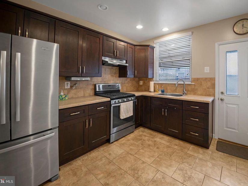 2416 S 16TH Street, Philadelphia PA 19145
