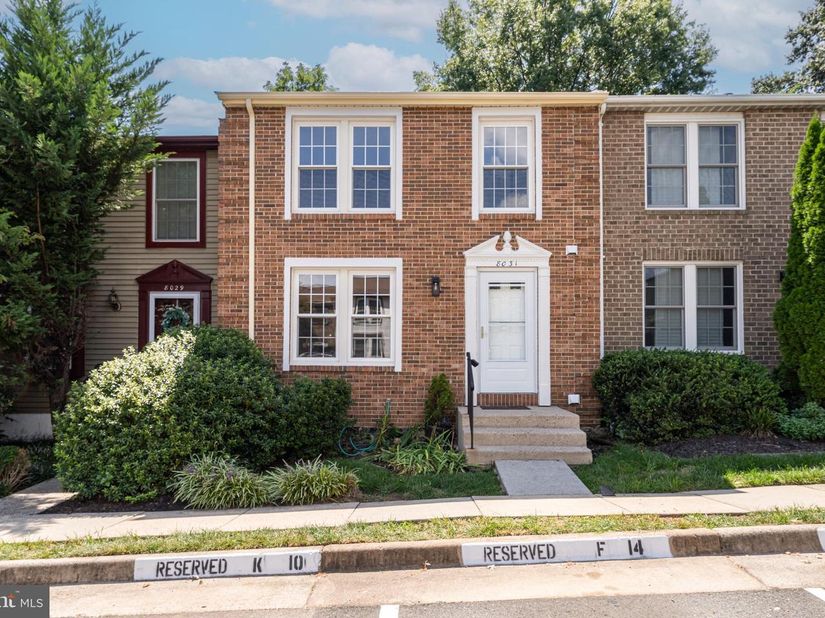 8031 Tyson Oaks Circle, Vienna VA 22182
