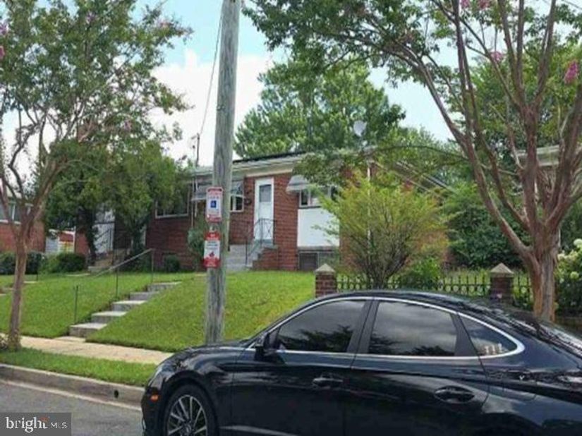106 56TH Street SE, Washington DC 20019