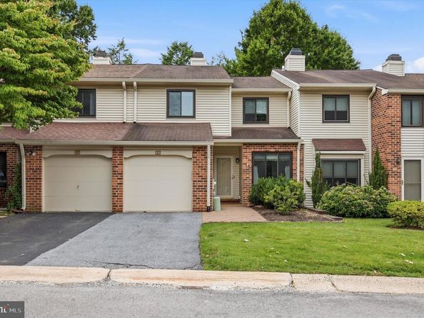 303 Hanover Court, Chesterbrook PA 19087