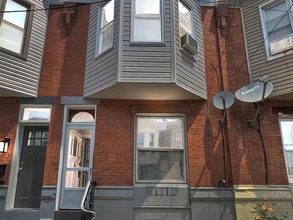 2005 Mercy Street, Philadelphia PA 19145