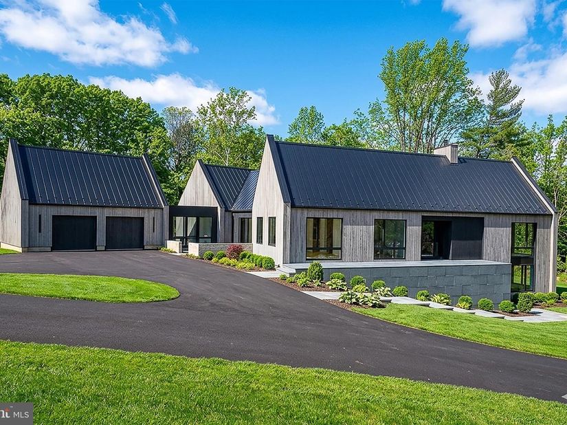 30 E Old Gulph Road, Gladwyne PA 19035